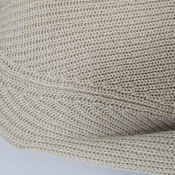 ■2 For $5 Suzy sheir Cardigan  with toggle closure Beige knit  size Medium - Picture 9 of 9